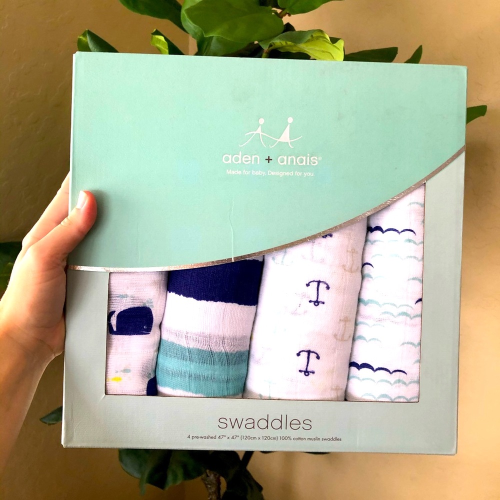 Aden & Anais swaddle set